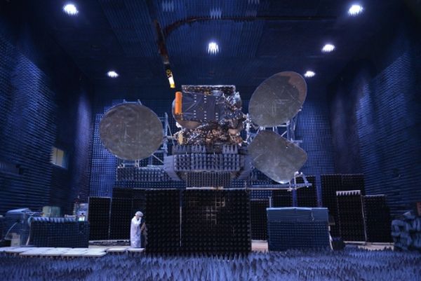 SSL DELIVERS ITS 50TH SATELLITE FOR INTELSAT TO LAUNCH BASE IN KOUROU 