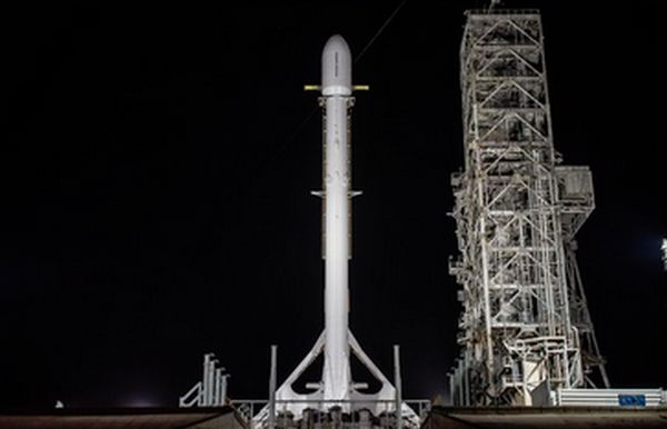 SECRETIVE SPACEX MISSION SLIPS, MAY DELAY FALCON HEAVY DEBUT