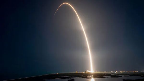 SPACEX LAUNCHES 23 STARLINK SATELLITES FROM FLORIDA