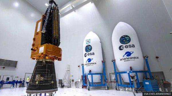 NEW SATELLITE WILL SEE THROUGH CLOUDS TO 'WEIGH' EARTH'S FORESTS