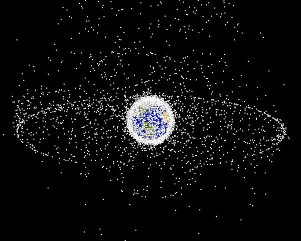 ASTRONOMERS CAN CLASSIFY SATELLITES BY WATCHING HOW THEY BLOCK STARS