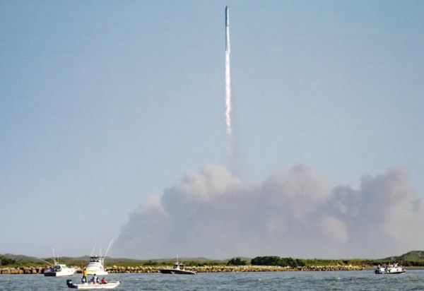 SPACEX REACHED SPACE WITH STARSHIP FLIGHT 9 LAUNCH, THEN LOST CONTROL OF ITS GIANT SPACESHIP