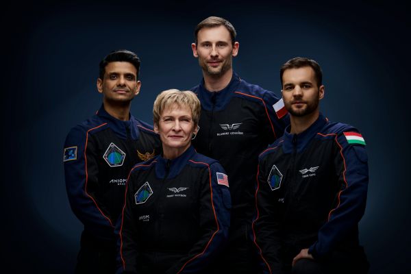 NASA, AXIOM SPACE DELAY AXIOM MISSION 4 LAUNCH TO SPACE STATION