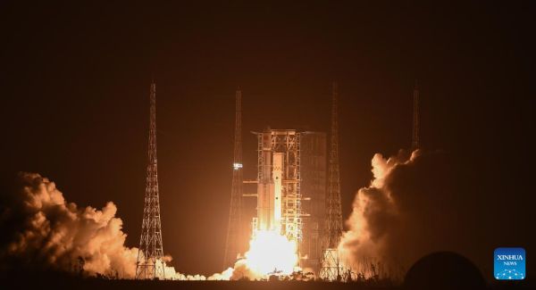 SHENZHOU XX CREW ENTER TIANZHOU-9 CARGO CRAFT