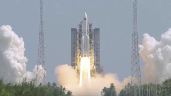CHINA LAUNCHES 8TH BATCH OF SATELLITES FOR 13,000-STRONG INTERNET MEGACONSTELLATION