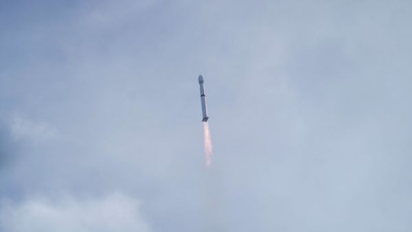 CHINA SUCCESSFULLY LAUNCHES NEW TEST SATELLITE