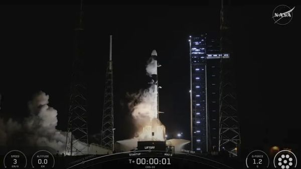 SPACEX LAUNCHES 5,000 POUNDS OF CARGO TO THE INTERNATIONAL SPACE STATION, LANDS ROCKET AT SEA