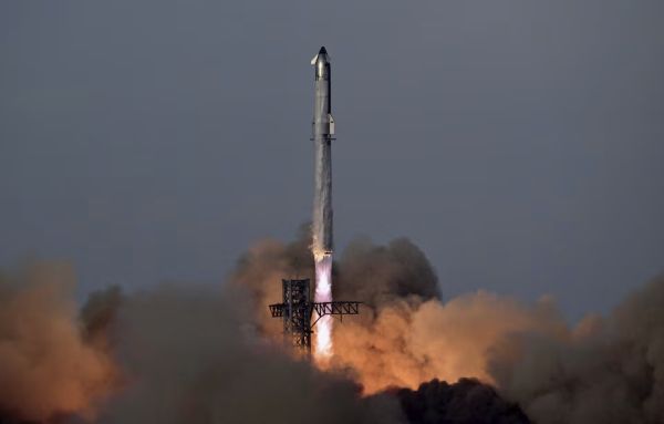 SPACEX'S STARSHIP PASSES DEVELOPMENT RUT, DEPLOYS FIRST MOCK SATELLITES