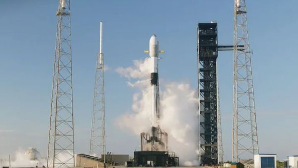 SPACEX LAUNCHES BATCH OF STARLINK SATELLITES INTO ORBIT