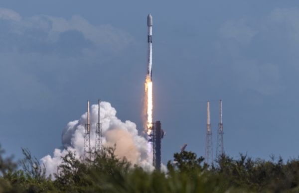 SPACEX LAUNCHES A FALCON 9 ROCKET ON RECORD-BREAKING 31ST FLIGHT