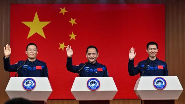 CHINA REVEALS CREW FOR SHENZHOU 21 MISSION TO TIANGONG SPACE STATION, INCLUDING NATION'S YOUNGEST ASTRONAUT