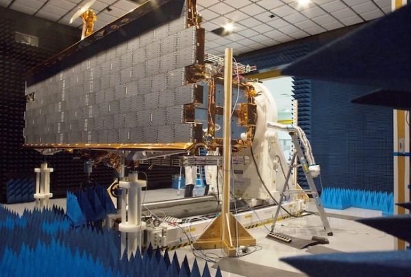 SPACEX SCRUBS LAUNCH ITALIAN EARTH OBSERVATION SATELLITE DUE TO GROUND SYSTEMS ISSUE