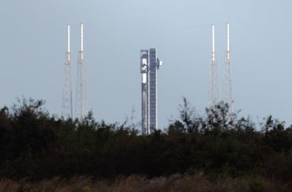 SPACEX SCRUBS MIDDAY STARLINK MISSION LAUNCH FROM CAPE CANAVERAL