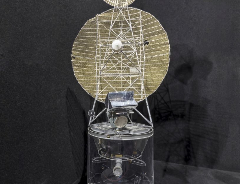 DECLASSIFYING JUMPSEAT: AN AMERICAN PIONEER IN SPACE
