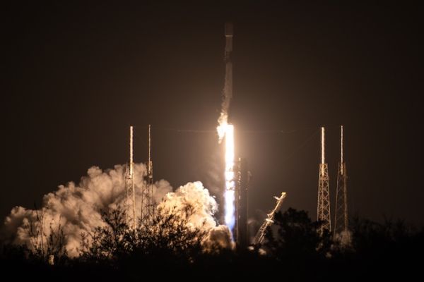 SPACEX LAUNCHES SECOND FALCON 9 ROCKET TO RETURN TO A LANDING IN THE BAHAMAS