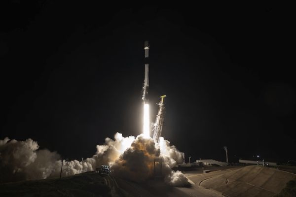SPACEX LAUNCHES FALCON 9 ROCKET LAUNCH FROM VANDENBERG SFB SUNDAY