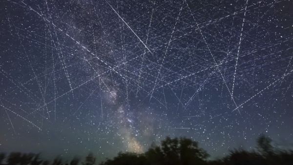 'THIS IS REALLY INTOLERABLE': ASTRONOMERS PROTEST GIANT ORBITING MIRROR PROJECT AND SPACEX'S MILLION AI SATELLITES