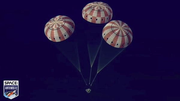 SPLASHDOWN! ARTEMIS 2 ASTRONAUTS RETURN TO EARTH AFTER HISTORIC NASA MISSION TO THE MOON