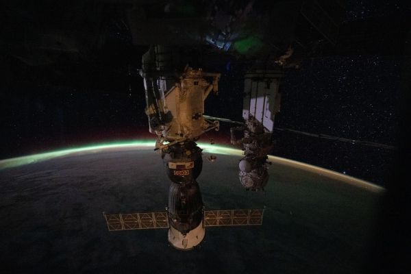 CREW OPENS CARGO CRAFT, WORKS ON PHYSICS GEAR AND BIOMEDICAL TECH