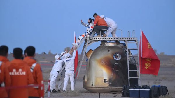 CHINA'S SHENZHOU 21 ASTRONAUTS RETURN TO EARTH AFTER BEING BRIEFLY 'STRANDED', WRAPPING UP RECORD-BREAKING MISSION