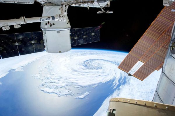 JAPAN IS QUIETLY BUILDING A 100-SATELLITE SOVEREIGN EYE IN THE SKY