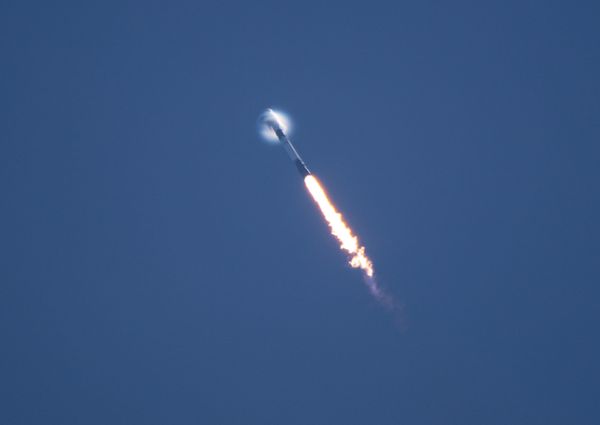 SPACEX LAUNCHES TUESDAY NOONTIME STARLINK MISSION FOLLOWING MONDAY SCRUB