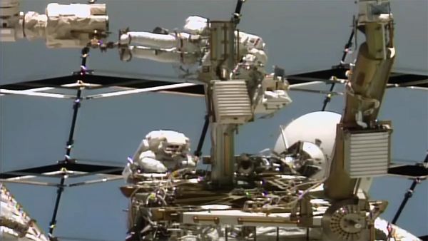 NASA, ESA ASTRONAUTS WRAP UP STATION SPACEWALK
