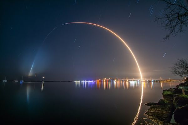 SPACEX LAUNCHES STARLINK MISSION ON A FALCON BOOSTER’S RECORD-BREAKING 37TH FLIGHT