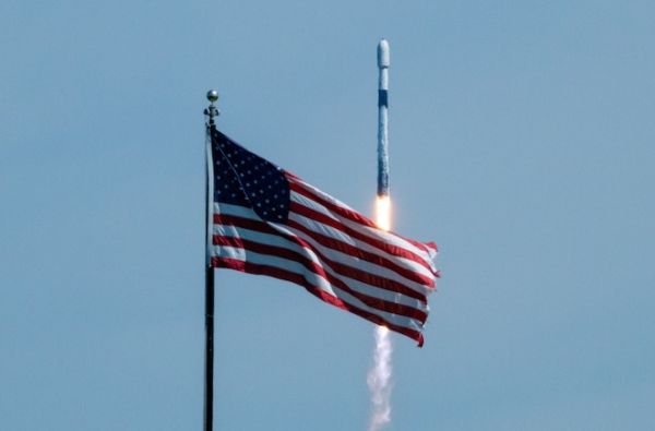 SPACEX LAUNCHES 700TH FALCON ROCKET, CARRIES FINAL 3 O3B MPOWER SATELLITES TO ORBIT FOR SES