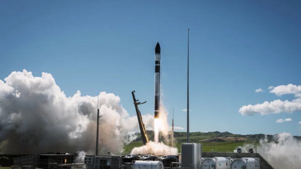 'OWLRIGHT, OWLRIGHT, OWLRIGHT': ROCKET LAB LAUNCHES PRIVATE JAPANESE RADAR SATELLITE TO ORBIT