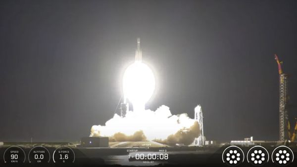 3 FOR 3! FALCON HEAVY ROCKET LAUNCHES SECRET US SPY MISSION TO COMPLETE SPACEX TRIPLEHEADER