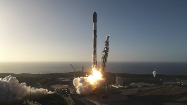 SPACEX FALCON 9 ROCKET LAUNCHES 27 STARLINK SATELLITES FROM CALIFORNIA