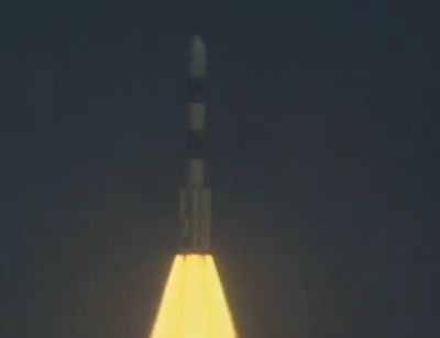 INDIAN SPACECRAFT SOARS ON HISTORIC JOURNEY TO MARS