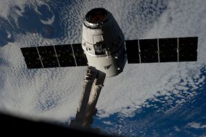 SPACEX ON PACE FOR MID-MARCH LAUNCH TO SPACE STATION