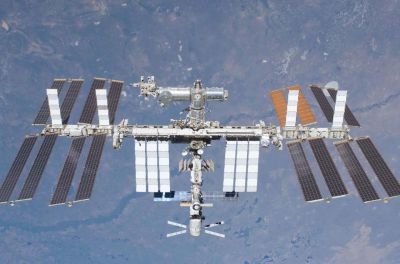 ISS COMPUTER OUTAGE COULD DELAY MONDAY'S SPACEX ROCKET LAUNCH