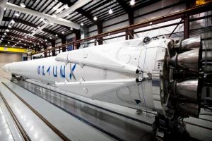  SPACEX DELAYS WEEKEND COMMERCIAL SATELLITE LAUNCH