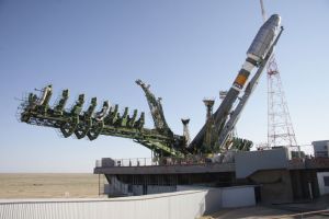 RUSSIA TO PHASE OUT OLDER SOYUZ ROCKETS FOR INTERNATIONAL SPACE STATION RUNS