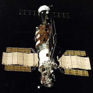 THE LITTLE-KNOWN SOVIET MISSION TO RESCUE A DEAD SPACE STATION