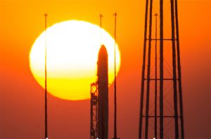 PRIVATE ANTARES ROCKET LAUNCH SCRUBBED