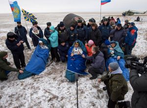 SOYUZ LANDS IN KAZAKHSTAN WITH STATION CREW