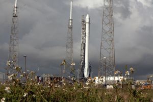 SPACEX SWAPS ORDER OF NEXT TWO FALCON 9 LAUNCHES
