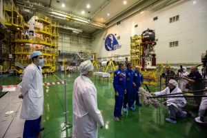 RUSSIA GIVES SPACE STATION CREW THE KEYS TO ITS SHIP