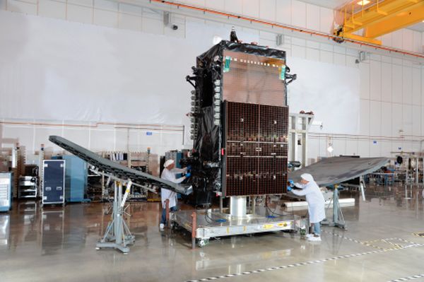 ORBITAL ATK DELIVERS DIRECTV’S SKYM-1 COMMERCIAL SATELLITE TO LAUNCH SITE