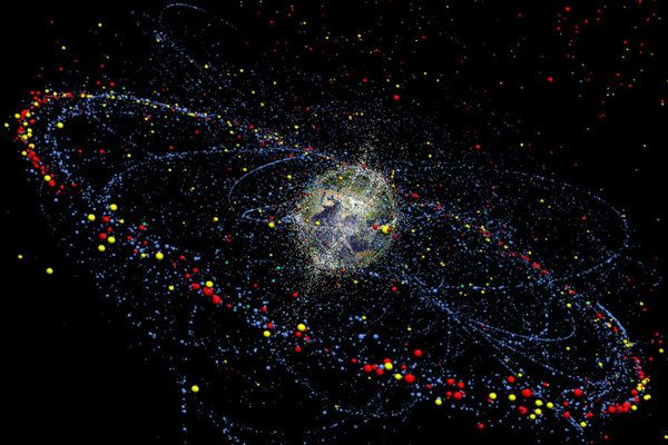 HOW LASERS COULD BE THE FUTURE OF SPACE CLEANUP