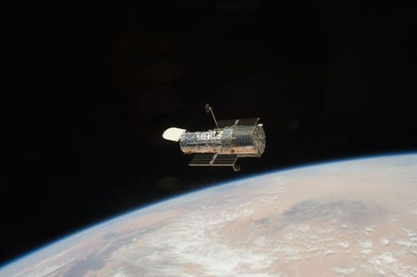 HUBBLE SPACE TELESCOPE MARKS 25 YEARS IN ORBIT