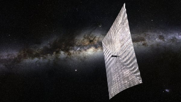 SOFTWARE GLITCH PAUSES LIGHTSAIL TEST MISSION