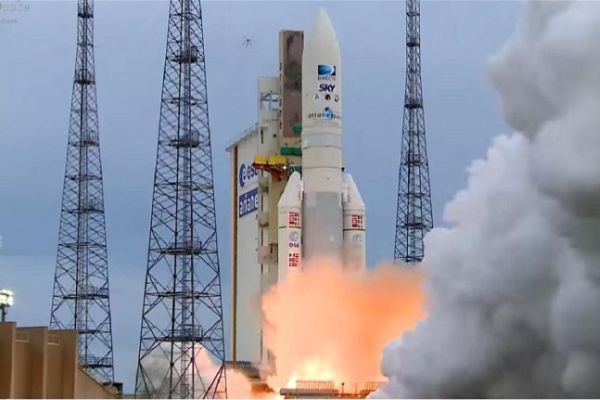 ARIANE 5 ROCKET SUCCESSFULLY LAUNCHES DIRECTV-15 AND SKY MEXICO-1 COMMUNICATIONS SATELLITES