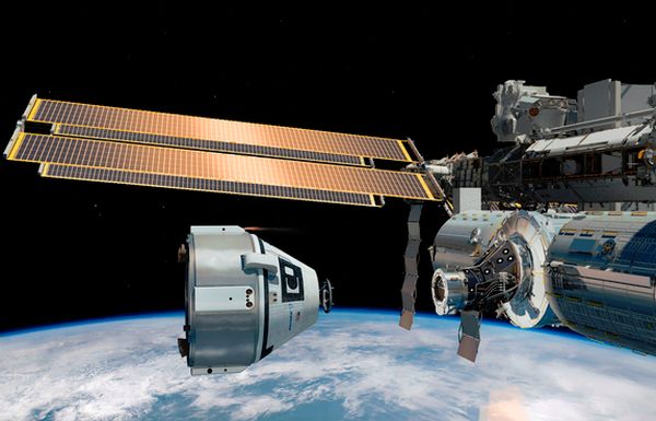BOEING SPACE CAPSULE GETS NASA'S 1ST COMMERCIAL CREW FLIGHT ORDER