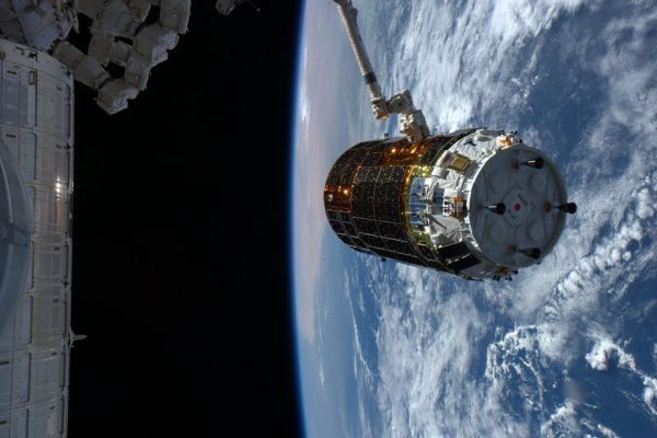 JAPANESE HTV SUPPLY CARRIER REACHES SPACE STATION