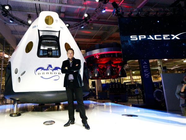 SPACEX IS WORKING ON A 'PIZZA BOX' THAT SHOULD SCARE YOUR INTERNET COMPANY